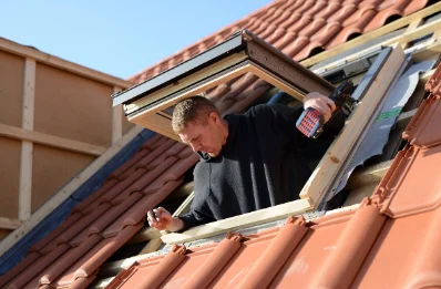 Pose de fenêtres de toit Velux au Miroir